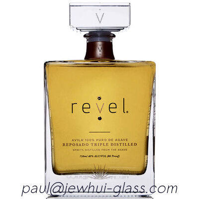 acheter Une bouteille en verre en tequila argentée, une bouteille en verre Super Flint avec bouchons de verre. fabrication en ligne