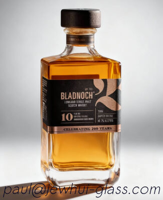 Bon prix Carafe en verre taillé diamant Super Flint, XO, brandy, Vodka, Liqueur, Gin, Rhum, Tequila, Whisky, Brandy, Bouteille en verre spiritueux avec bouchons en verre massif en ligne